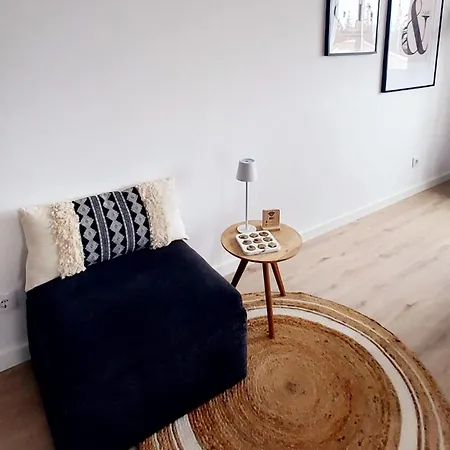 Ocean & View Loft Apartment *